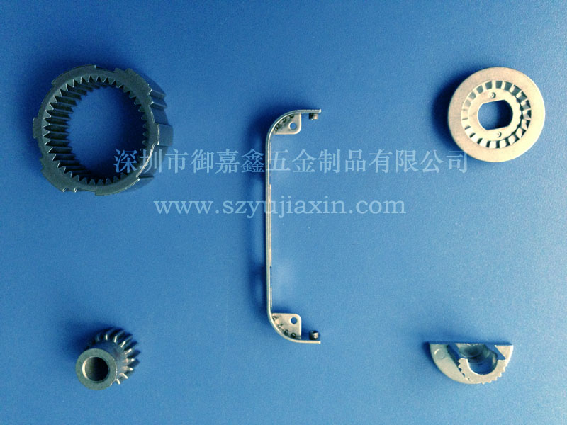 金屬粉末射出成形,ハードウェア構(gòu)造部品,複雑構(gòu)造部品,メガネヒンジ,ノートブックシャフト射出成形,複合シャフト射出成形,MIM 射出加工,ノートブック付屬品加工